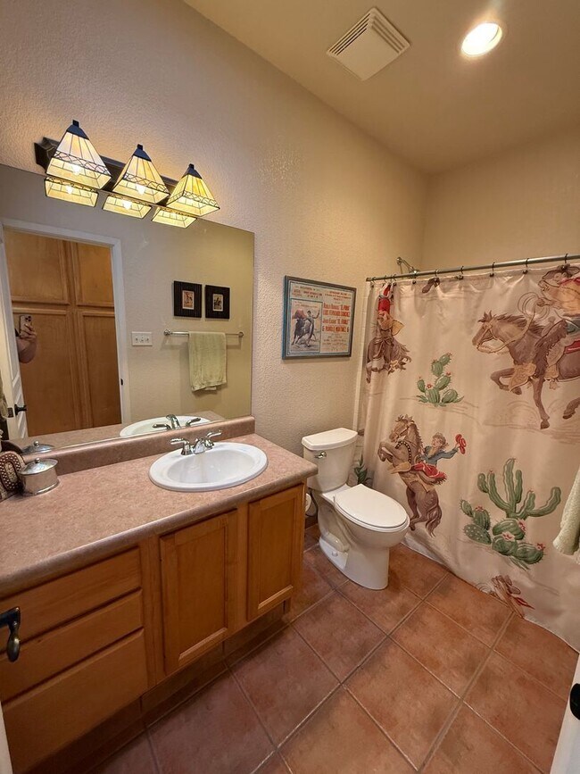 Building Photo - Gorgeous Furnished Pool/Spa Home with spectacular views
