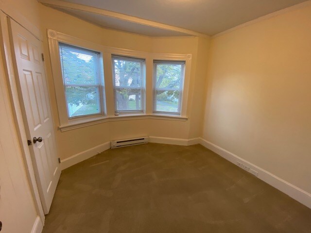 Building Photo - 166 Ruane St