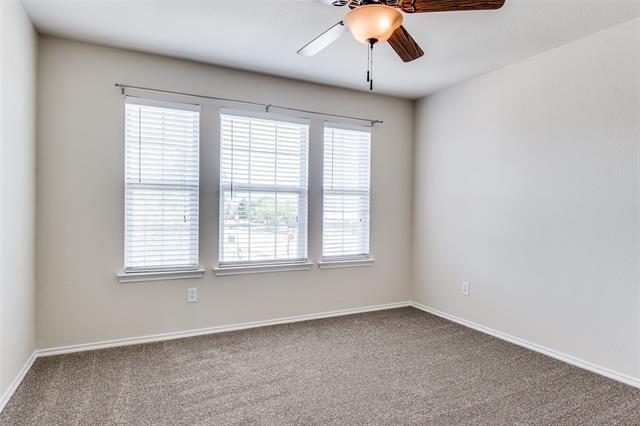 Building Photo - 2600 Spencer Cir