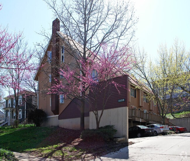 Building Photo - Glennhaven