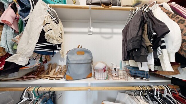 Building Photo - 2155 Big River St