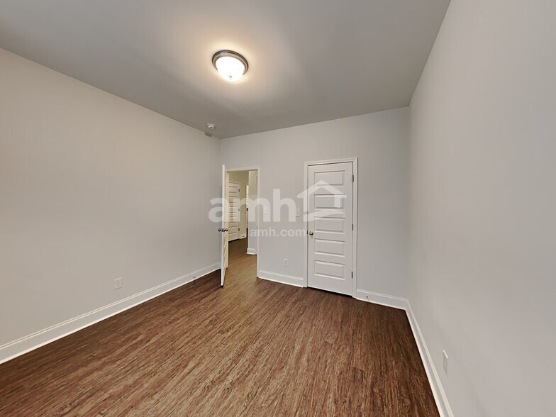 Building Photo - 5025 Mountain Springs Rd