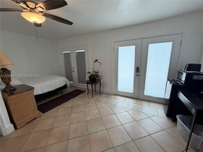 Building Photo - 5931 SW 148th Pl