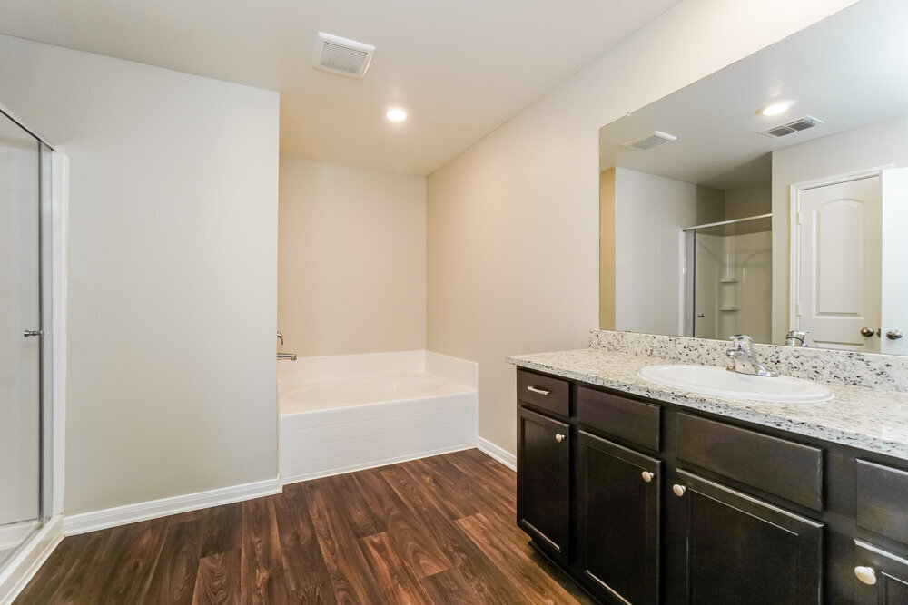 Building Photo - 3889 Northaven Trail