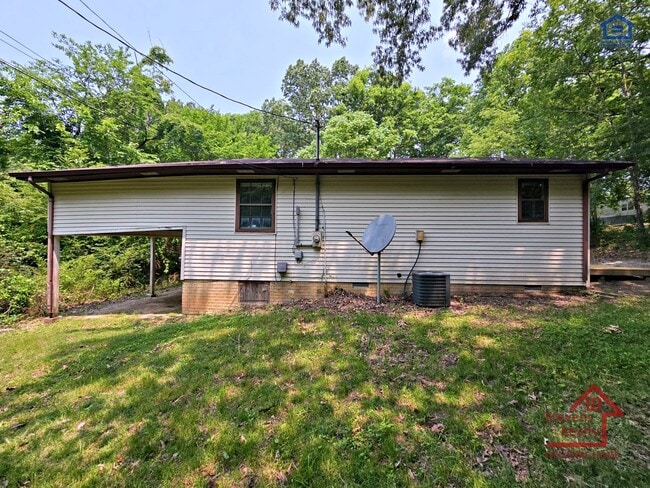 Building Photo - 307 C C Camp Rd