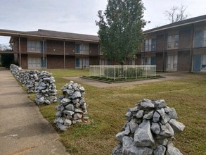 Apartment Complex - South Court Apartments