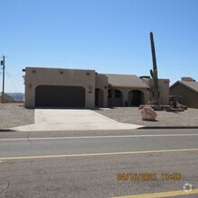 Building Photo - 3 bedroom 2 bath 2 car garage side RV parking