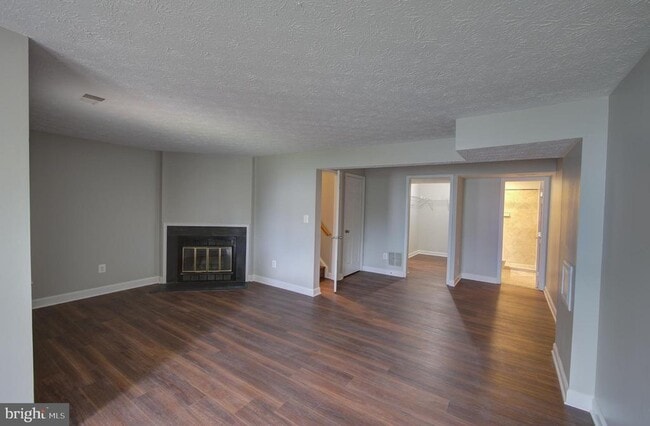 Building Photo - 13826 Wakley Ct
