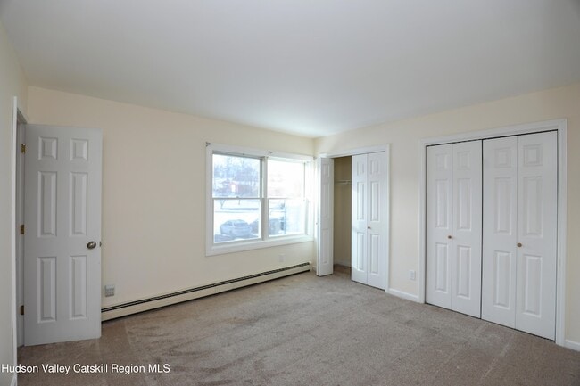 Building Photo - 87 Delaware St