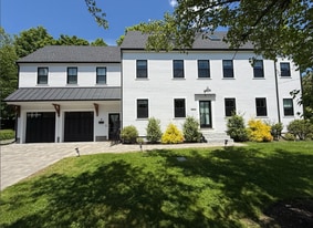 Building Photo - 8 Briggs Rd