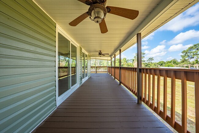 Building Photo - Serene 3-Bedroom Home on 1 Acre Lot