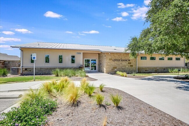 Building Photo - 1701 Chapel Rnch Rd