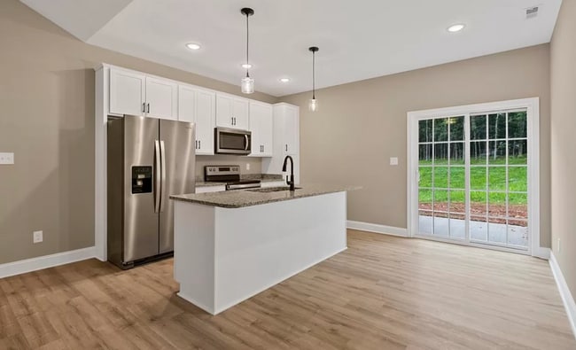 Building Photo - 2785 Cedrus Avenue - NEW RESIDENT PRICING! PRICE IMPROVED BY $100/MO!