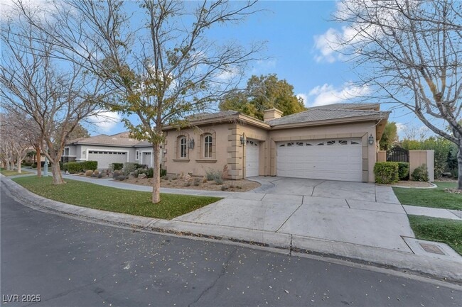 Building Photo - 904 Pont Chartrain Dr