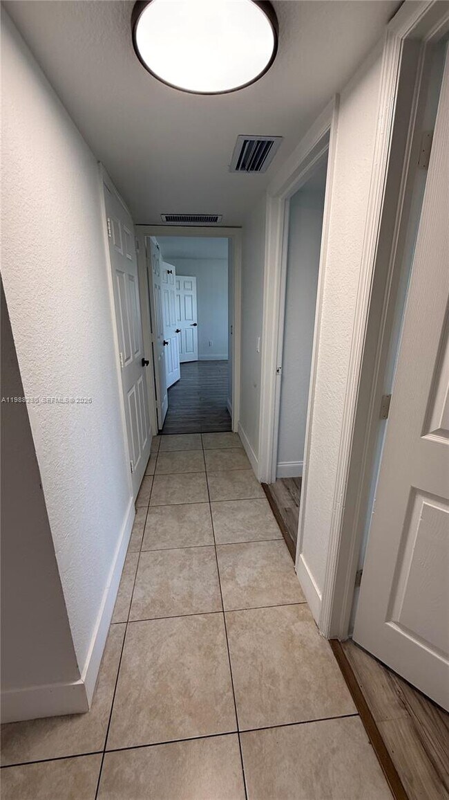 Building Photo - 15480 SW 284th St