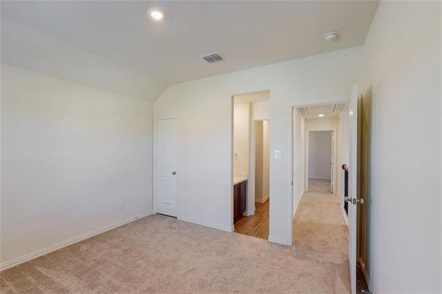 Building Photo - 10143 Prairie Dr