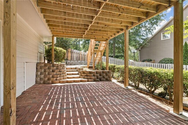 Building Photo - 11100 Chandon Way