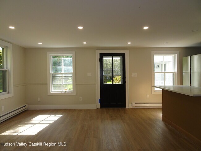 Building Photo - 167 NY-23