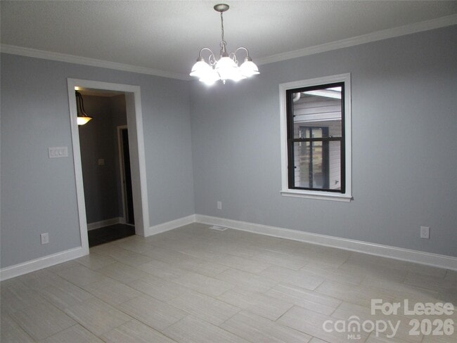 Building Photo - 2725 Sloop Rd