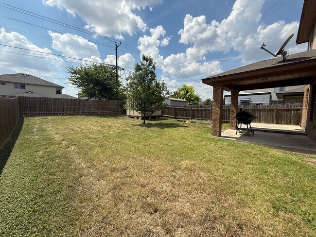 Building Photo - 5600 Lions Gate Ln
