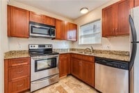 Building Photo - 2800 Cole St