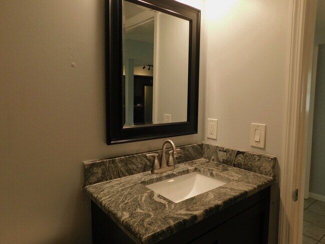main bath - 4173 Highland Loop