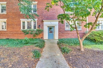 Building Photo - 2 Bedroom with Loft in Old Town North