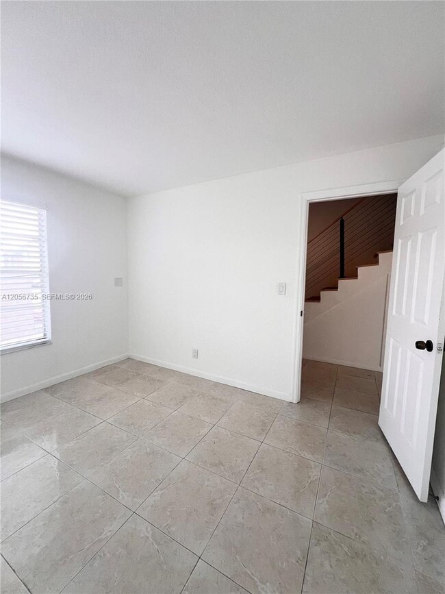 Building Photo - 3770 SW 59th Terrace