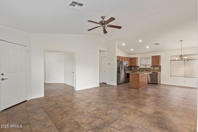 Building Photo - 42346 W Sunland Dr