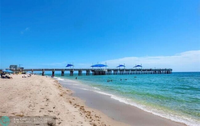 Building Photo - 111 N Pompano Beach Blvd