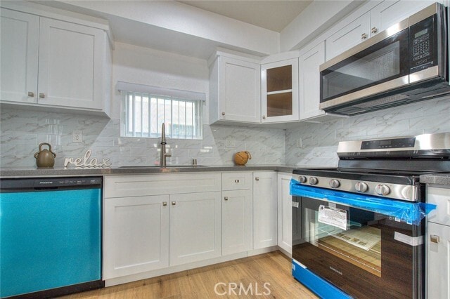 Building Photo - 11732 Hamlin St