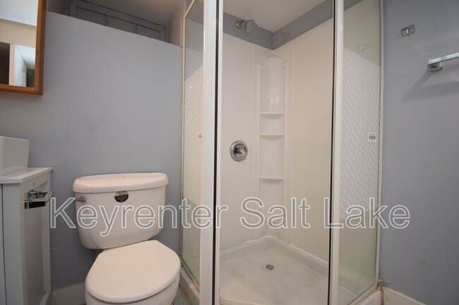 Building Photo - 33 E Cleveland Ave