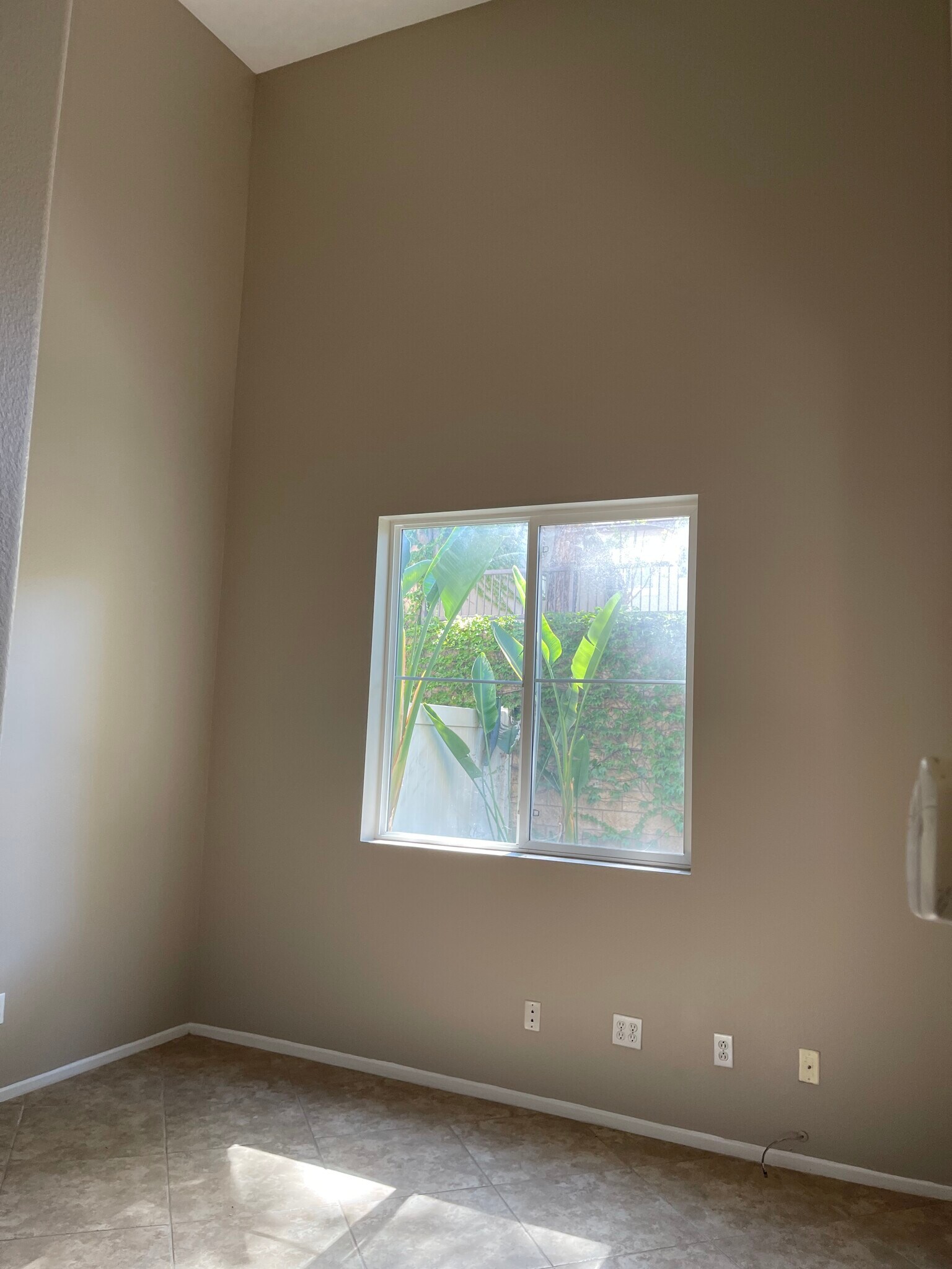 Building Photo - 33690 Willow Haven Ln