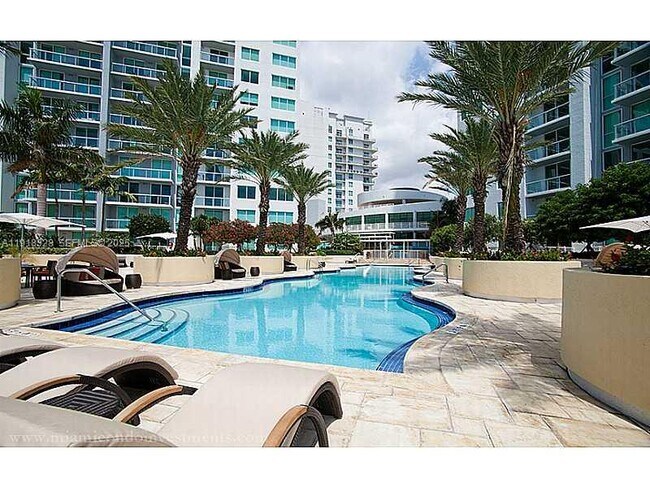 Building Photo - 244 Biscayne Blvd