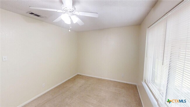 Building Photo - 3318 Paintrock Dr