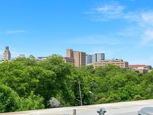 Building Photo - 3110 Red River St