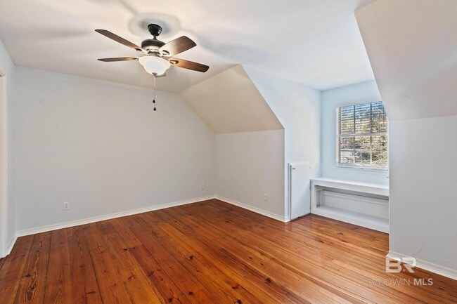 Building Photo - 2 Echo Ln