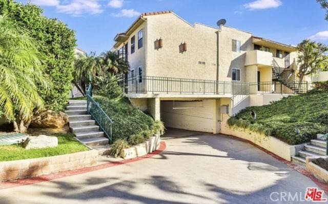 Building Photo - 6466 Cavalleri Rd