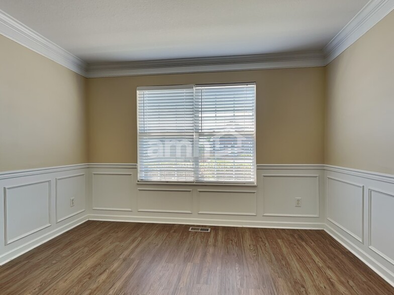 Building Photo - 2534 Fernbank Rd