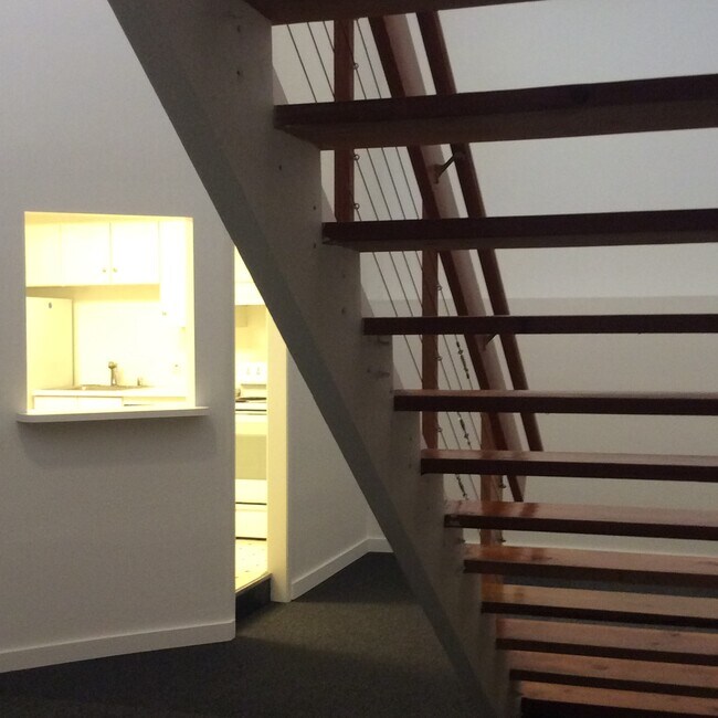 Building Photo - 601 Minnesota St