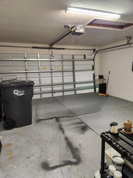 Building Photo - 5806 Oak Mill Terrace