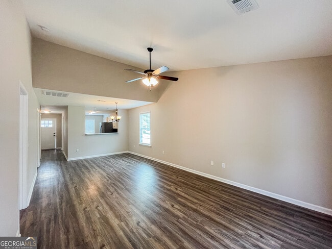 Building Photo - 546 Deerchase Ct