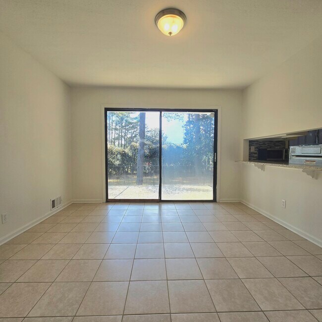 Building Photo - 1831 Shepherd Cir SW