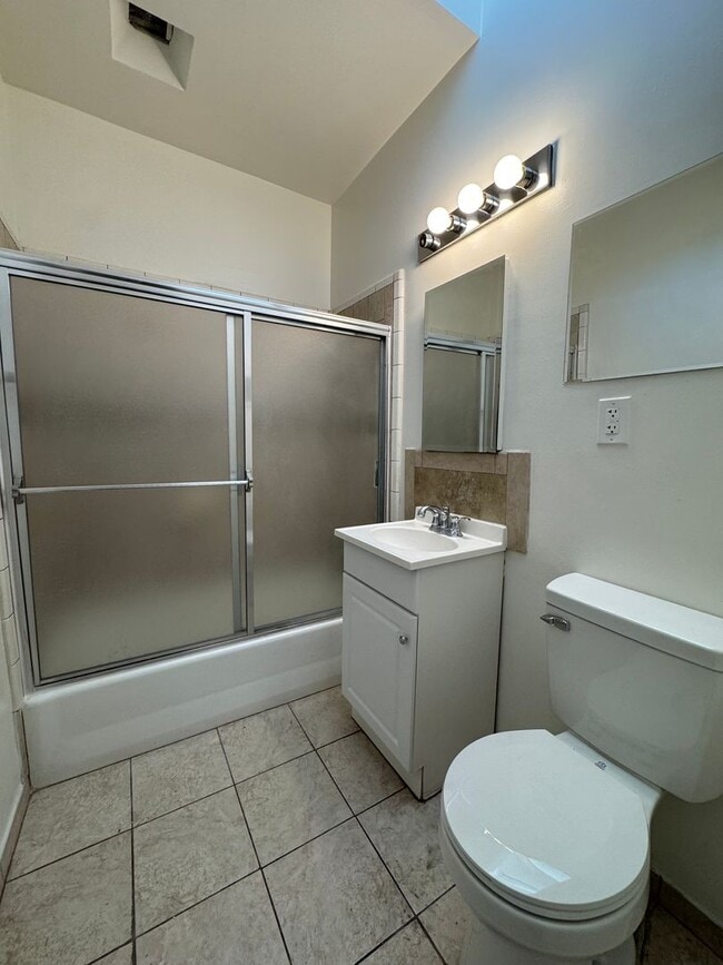 Building Photo - Large and Bright Studio with wood ceiling beams and floors...