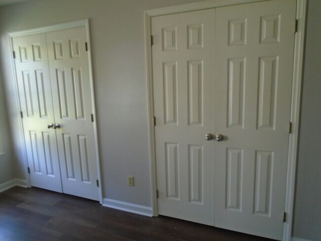 Building Photo - Wessex Place