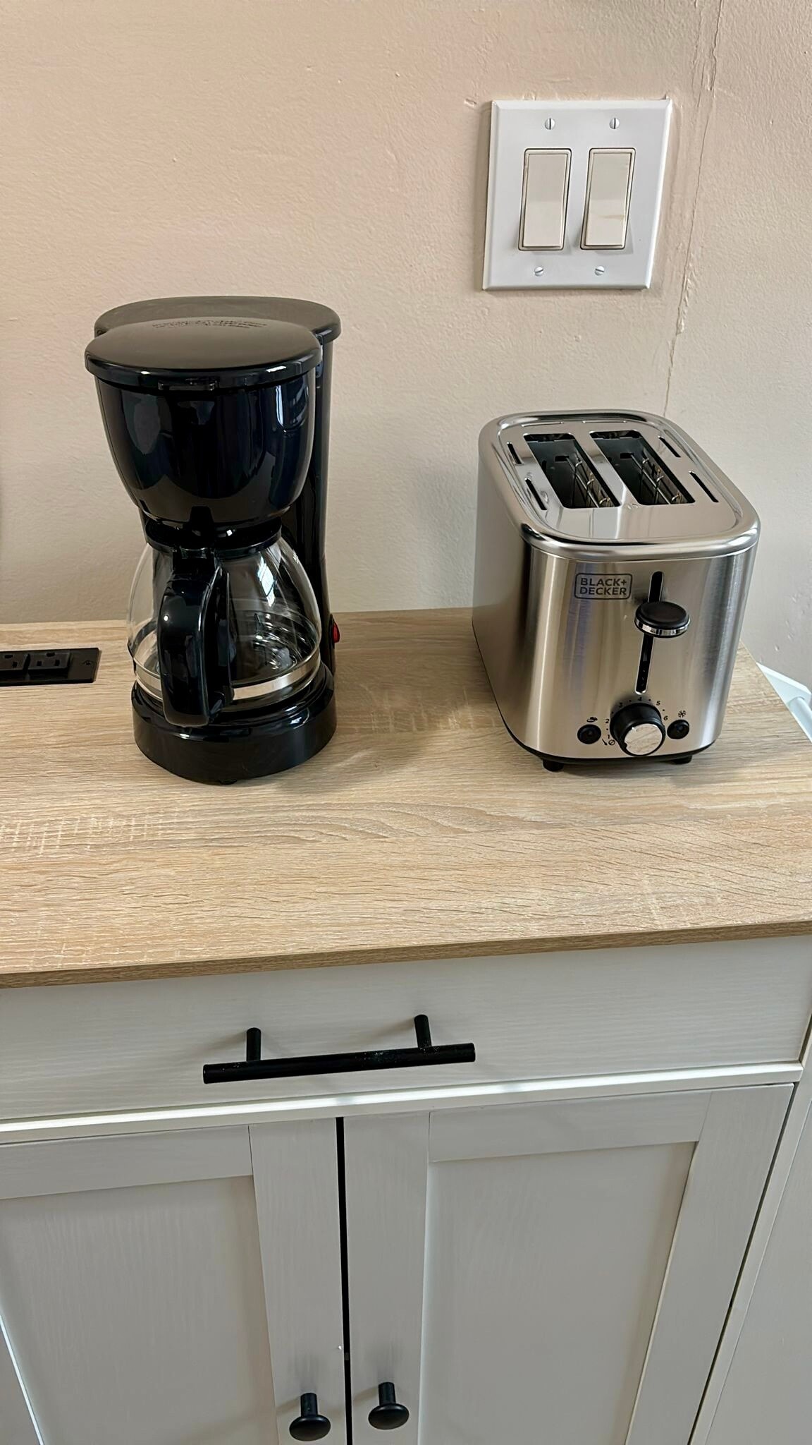 Building Photo - 129 Malaga Ave