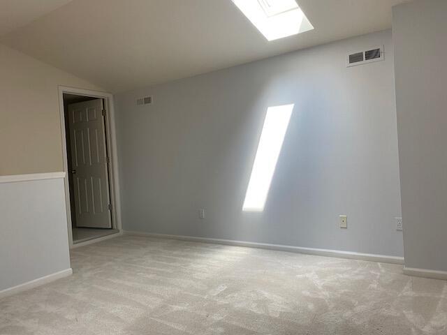 Building Photo - 119 W Oakbrook Dr
