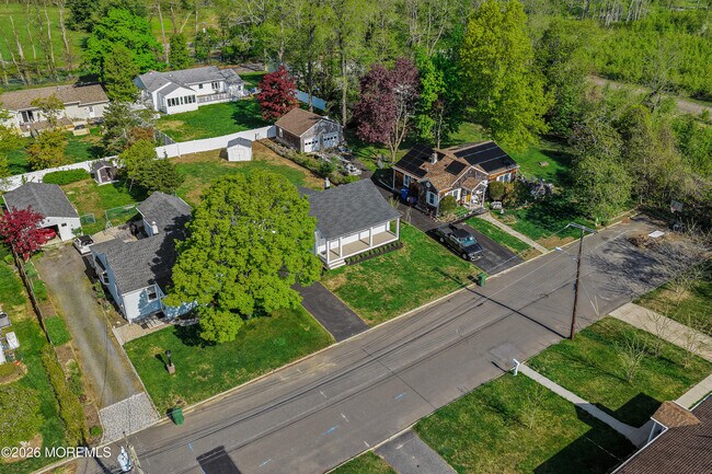 Building Photo - 57 Villa Pl