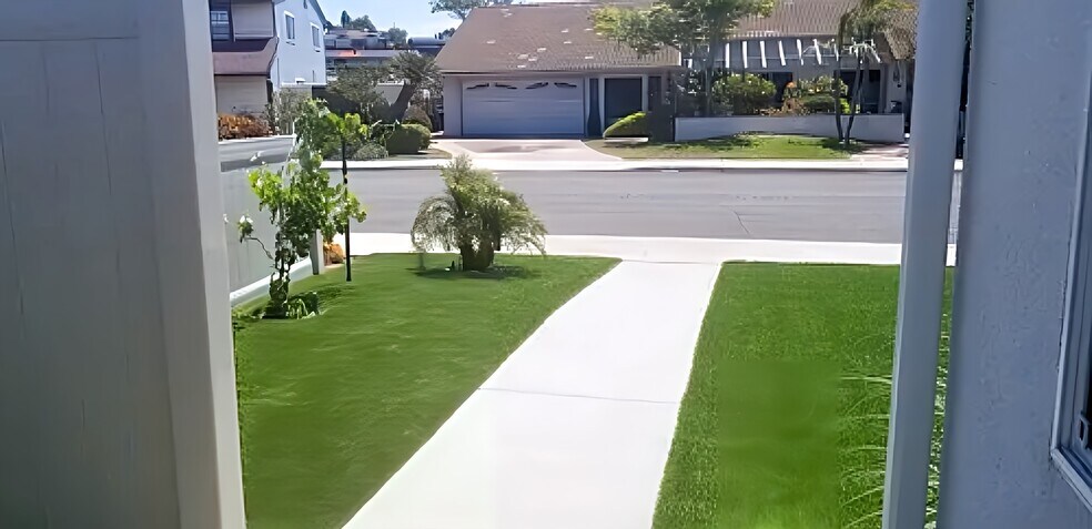 Separate Sidewalk To Private Entrance - 8014 Shadow Hill Dr