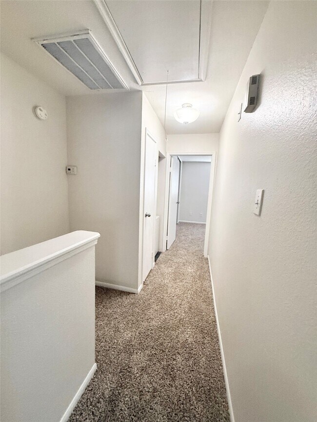 Building Photo - 1497 Springrock Ln